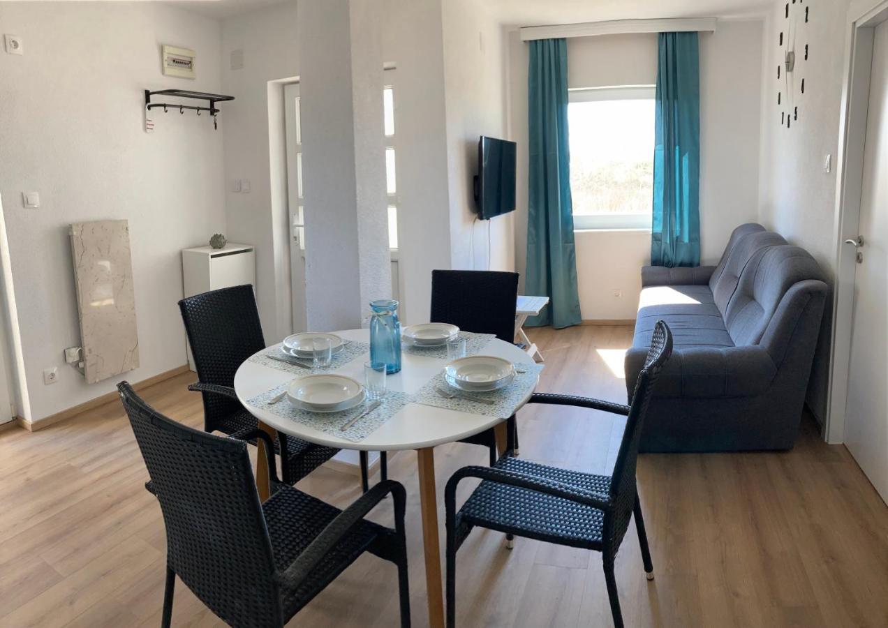 Apartmani Dorijan Vrsi Kültér fotó